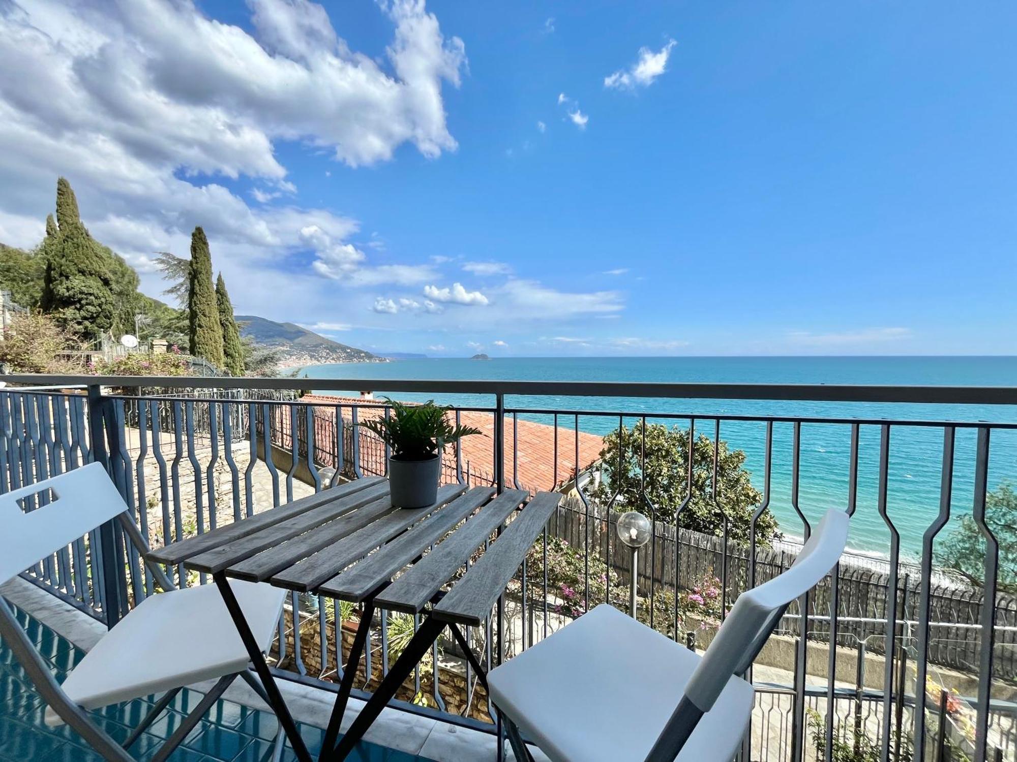 Vista Mare & Ac - Smeraldo Apartment Laigueglia Luaran gambar
