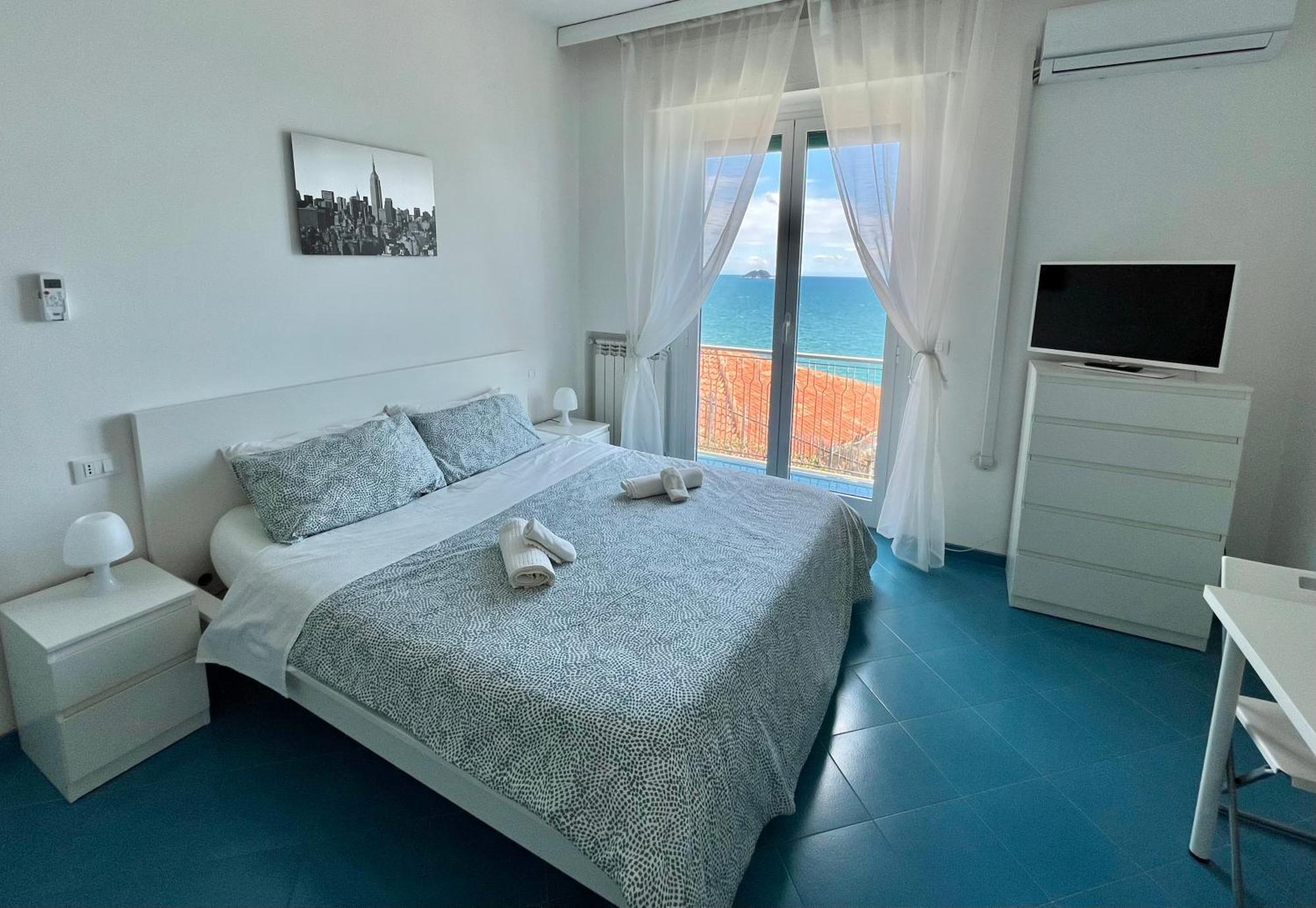 Vista Mare & Ac - Smeraldo Apartment Laigueglia Luaran gambar